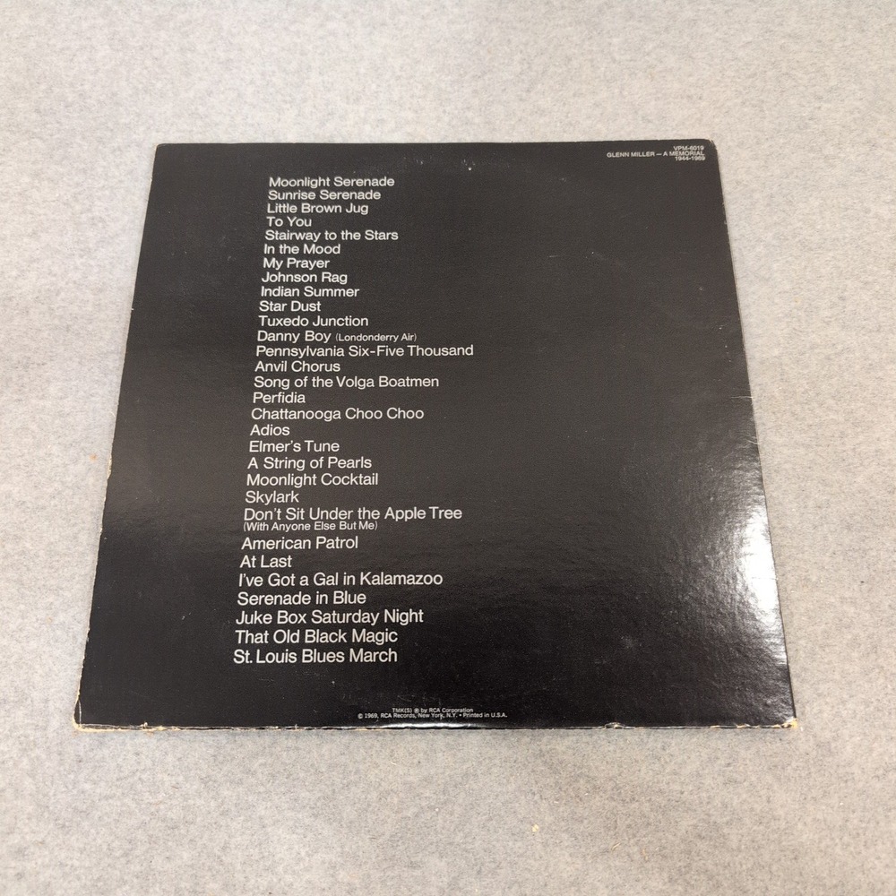 Glenn Miller A Memorial 1944-1969 RCA Victor VPM-6019 2LP Vinyl Mono Compilation - Picture 3 of 3